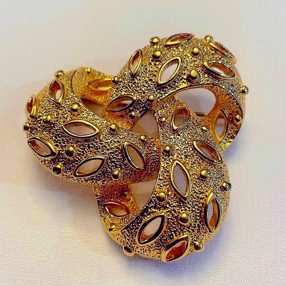 Vintage Gold plated Signed Butler brooch Brutalist Modernist - Picture 1 of 4